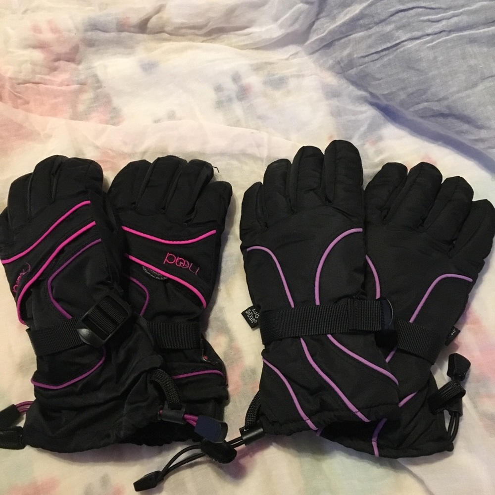 BUNDLE!!kids gloves